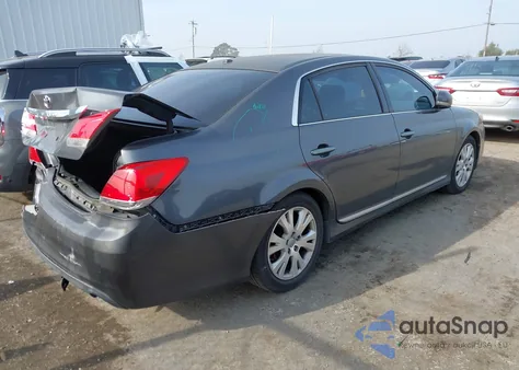 2012 Toyota Avalon z USA, uszkodzony, nr VIN 4T1BK3DB6CU450289